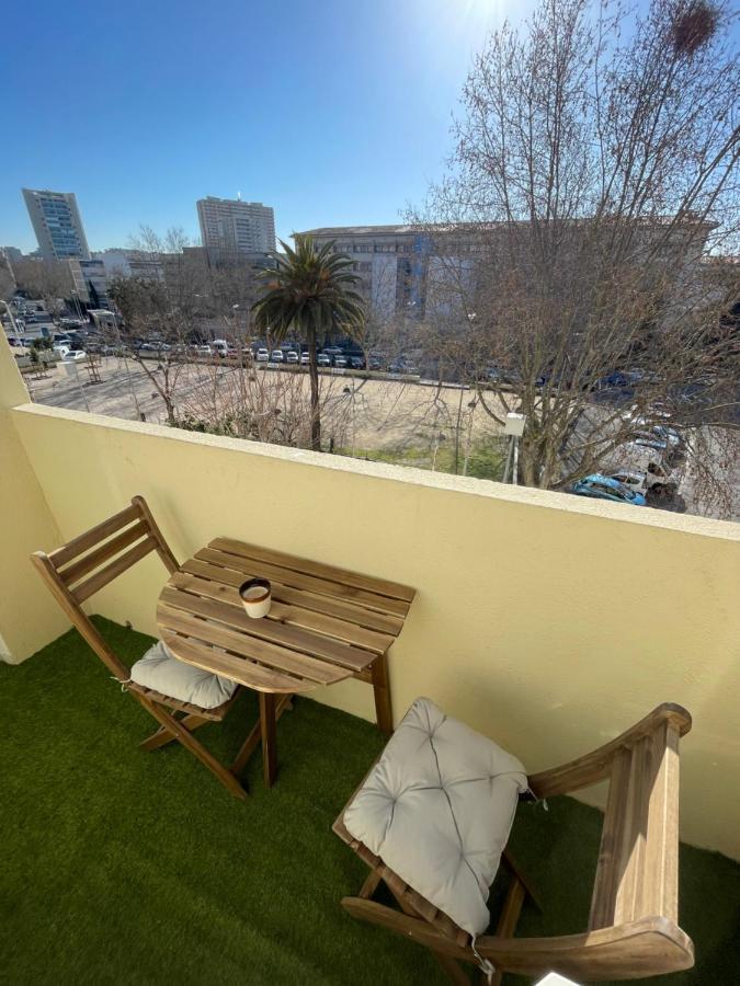 T2 Balcon Vers Port Et Plages Apartment
